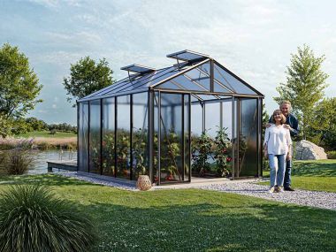 Gewaechshaus ASTERIA 23. Das Gewaechshaus klein mit 16 mm Doppelstegplatten. Ein Glashaus der GFP Profi Gewaechshaus Serie. Ein Gewaechshaus selber bauen in den Farben Aluminium-Natur, Anthrazit oder Gruen.